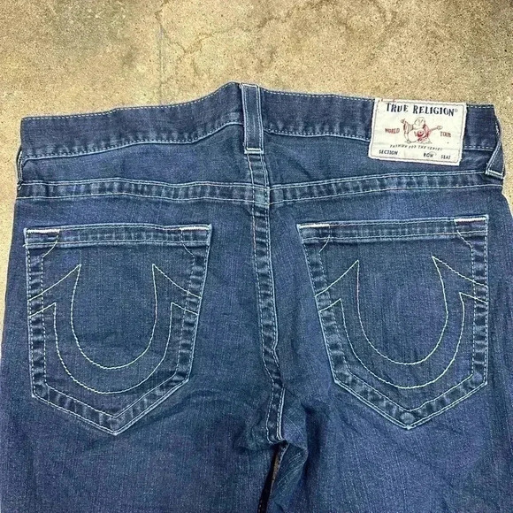 Vintage True Religion Dark Wash Denim Shorts Size 38 - Picture 5 of 6